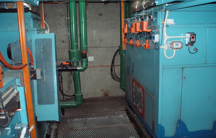 Main plant maintenance technical services for Air Handling Unit in independant plant room